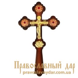 Крест напрестольный латунный на дереве в позолоте - фото